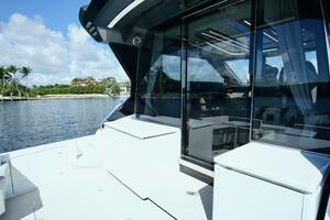 56FT (17.07M) UNIESSE