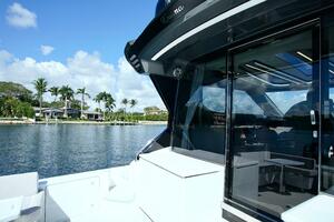 56FT (17.07M) UNIESSE