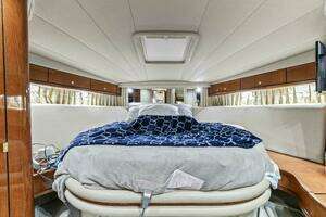2001 Sea Ray 510 Sundancer thumbnail 6