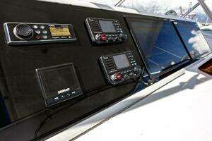 2005 Hatteras 50 Convertible thumbnail 69