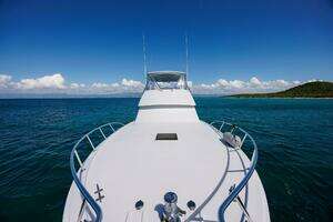 2005 Hatteras 50 Convertible thumbnail 51