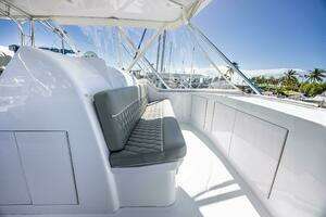 2005 Hatteras 50 Convertible thumbnail 61