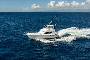 2005 Hatteras 50 Convertible thumbnail 93