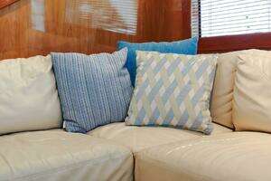 2005 Hatteras 50 Convertible thumbnail 21