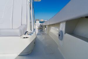 2012 SeaVee 390B thumbnail 21