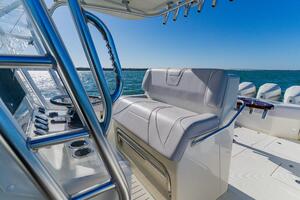 2012 SeaVee 390B thumbnail 27