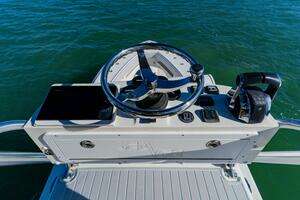 2012 SeaVee 390B thumbnail 25