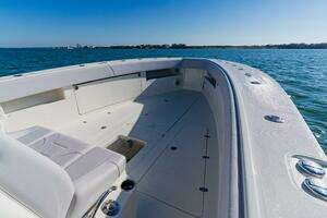 2012 SeaVee 390B thumbnail 8