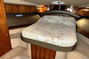 42ft Cruisers Yachts Yacht For Sale