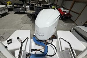23ft Everglades Yacht For Sale