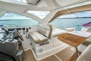 2013 Tiara Yachts 36 Coronet thumbnail 26