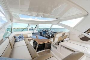 2013 Tiara Yachts 36 Coronet thumbnail 28