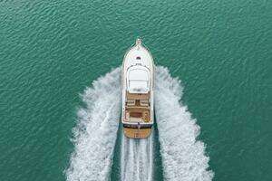 2013 Tiara Yachts 36 Coronet thumbnail 41