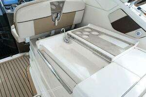 2013 Tiara Yachts 36 Coronet thumbnail 18