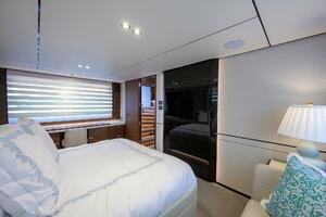 Princess Y78 - Janie II - Stateroom