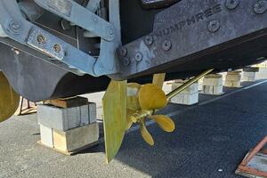 53FT (16.15M) AZIMUT