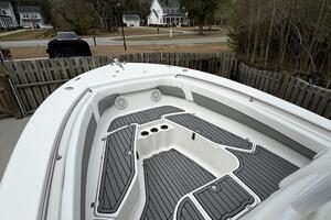 Photo 5955803 for 2015 Tidewater 230 LXF  