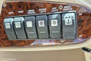 2004 Riviera 4000 Offshore thumbnail 32
