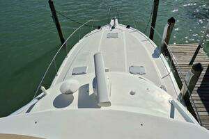 2004 Riviera 4000 Offshore thumbnail 18