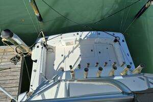 2004 Riviera 4000 Offshore thumbnail 17