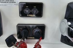 Redemption 34ft Regulator Yacht For Sale