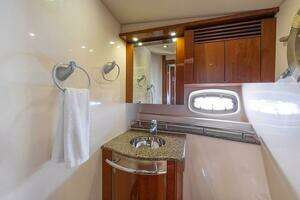 2007 Sea Ray 48 Sundancer thumbnail 30