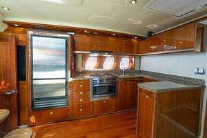 2007 Sea Ray 48 Sundancer thumbnail 9