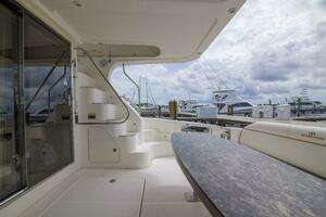 2009 Silverton 52 Ovation thumbnail 21