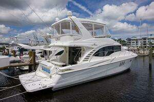 2009 Silverton 52 Ovation thumbnail 7