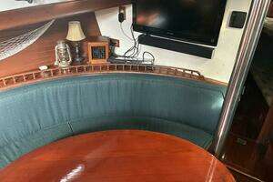 1983 Vagabond 42 Ketch thumbnail 16