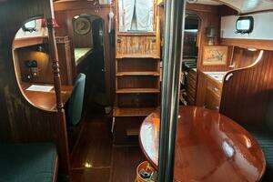 1983 Vagabond 42 Ketch thumbnail 6