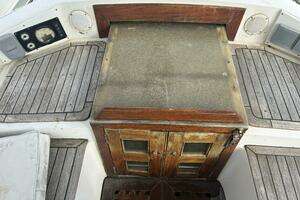 1983 Vagabond 42 Ketch thumbnail 74