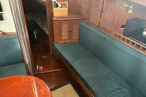 1983 Vagabond 42 Ketch thumbnail 8