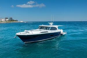 ECLIPSE 505 Shadow 003 50ft ECLIPSE Yacht For Sale