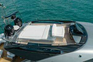 2014 Riva 86 Domino thumbnail 9