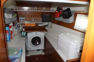 Cadence 43ft Lagoon Yacht For Sale