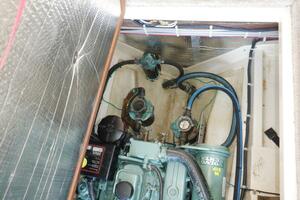 Escapade 31ft Camano Yacht For Sale