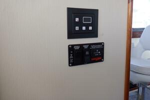 Escapade 31ft Camano Yacht For Sale