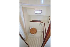 Escapade 31ft Camano Yacht For Sale