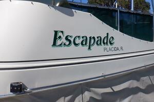 Escapade 31ft Camano Yacht For Sale