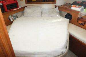 2002 Mainship 430 Trawler thumbnail 56