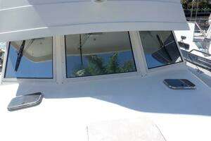 2002 Mainship 430 Trawler thumbnail 16