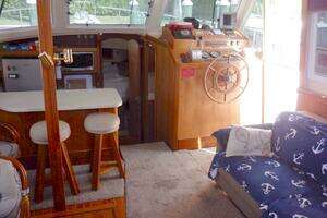 2002 Mainship 430 Trawler thumbnail 45
