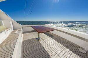 2010 Viking 52 Sport Coupe thumbnail 14