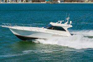 2010 Viking 52 Sport Coupe thumbnail 58