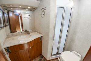 2010 Viking 52 Sport Coupe thumbnail 43