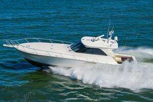 2010 Viking 52 Sport Coupe thumbnail 10