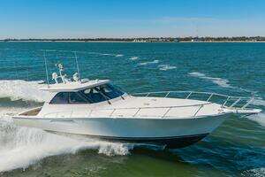 2010 Viking 52 Sport Coupe thumbnail 9