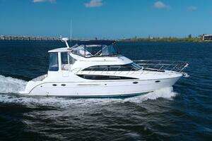 2007 Meridian 459 Motoryacht thumbnail 4