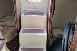 Scarlet Fever 27ft Hunter Yacht For Sale